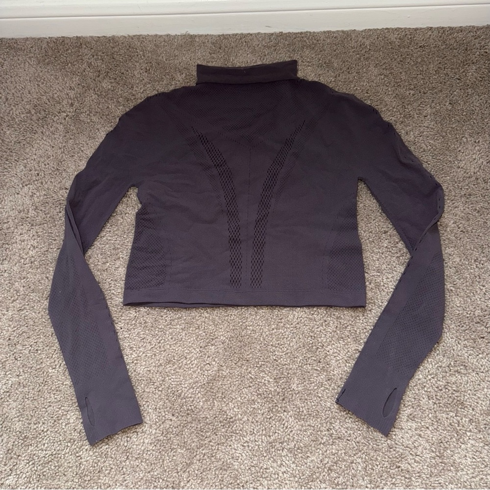 Workout Longsleeve Top Gray Crop Top Small